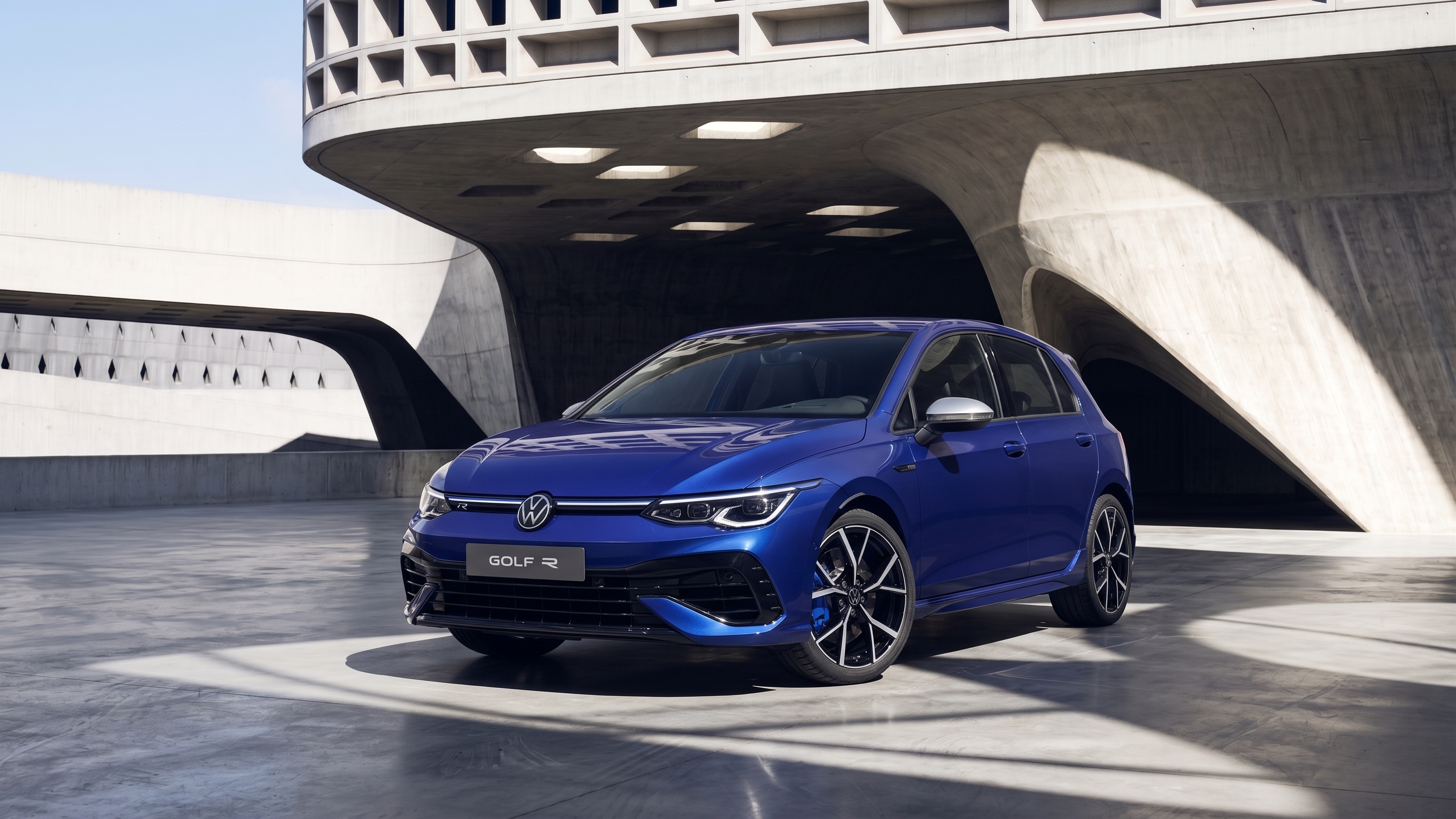 Volkswagen Golf R IQ.DRIVE