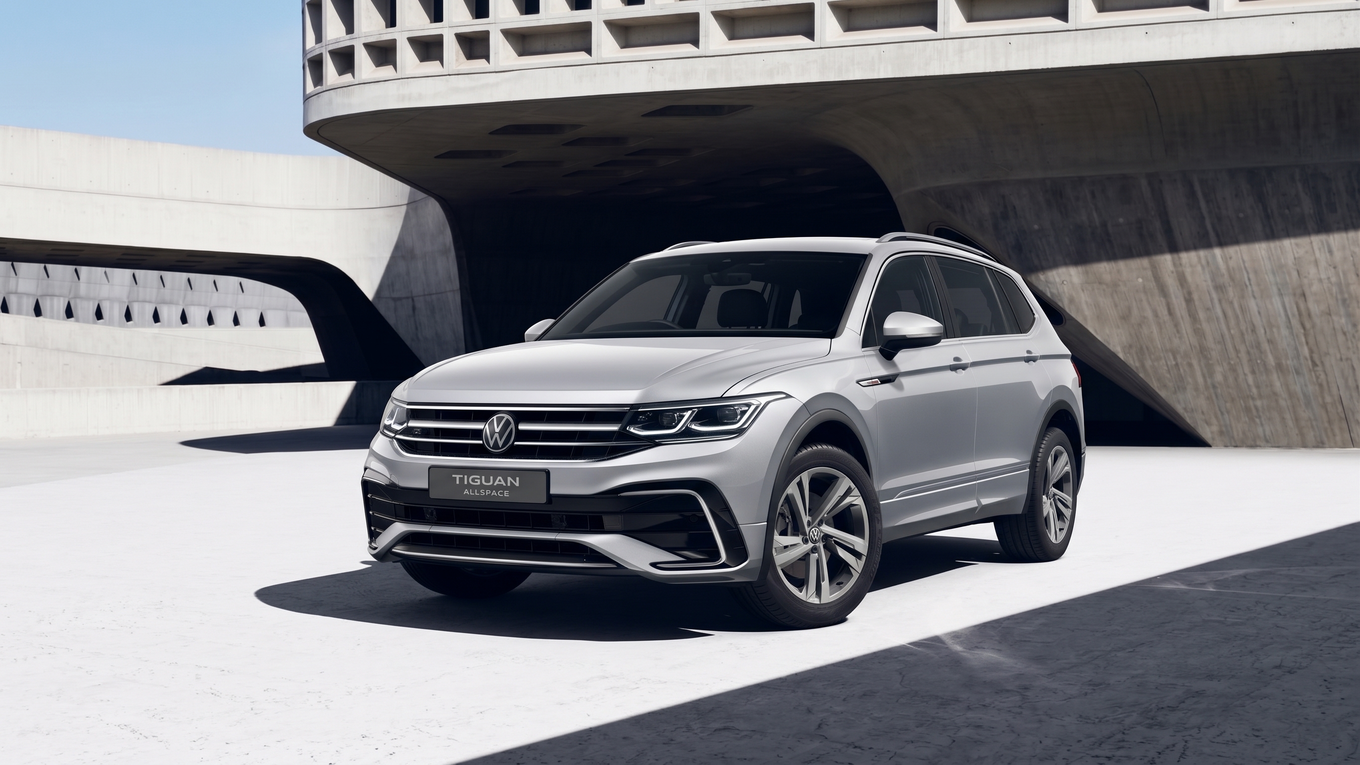 Volkswagen Tiguan Allspace R-Line IQ.DRIVE